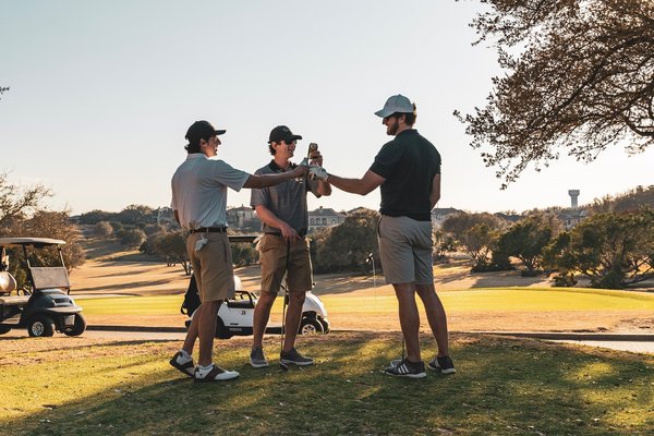 Comment apprendre et progresser au golf dans l'Indre ?